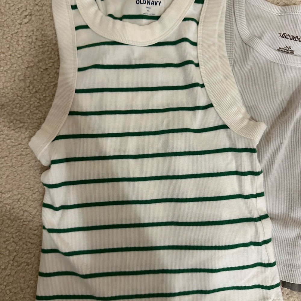 Women’s Tank Top Bundle - Picture 3 of 5